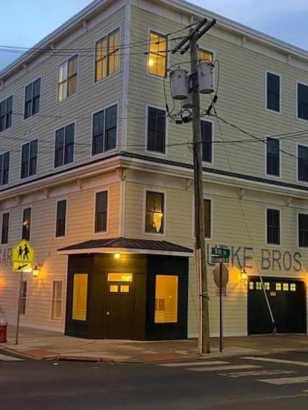 Primary Photo - 369 5th St