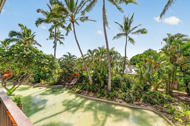 Building Photo - Kailua - Private, Quiet End Unit - 3 bed, 2 bath