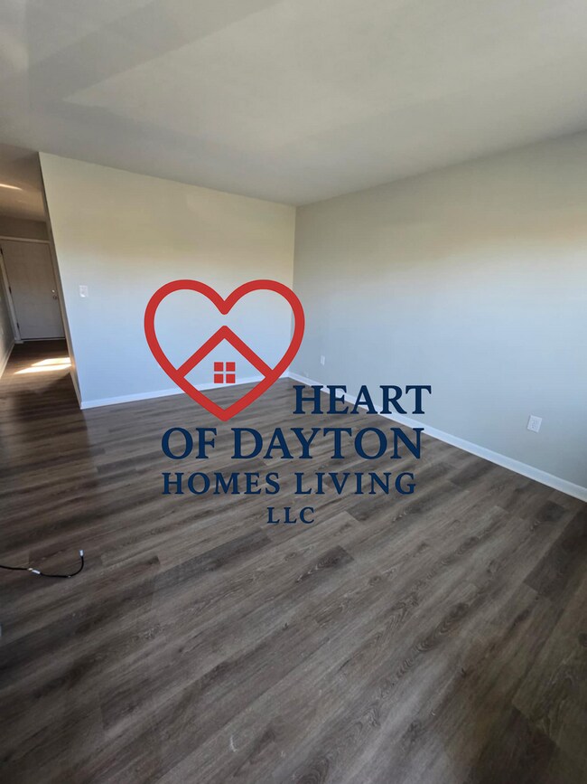 Building Photo - 107-107 Gloria Ave