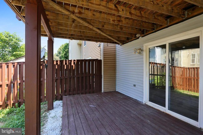 Building Photo - 12100 Birdseye Terrace