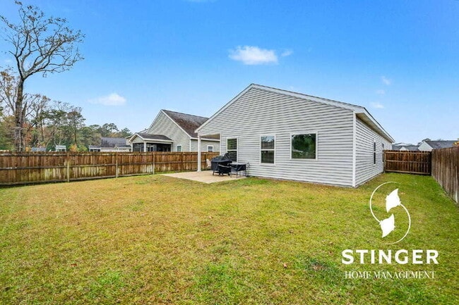 Building Photo - 198 Great Bend Dr