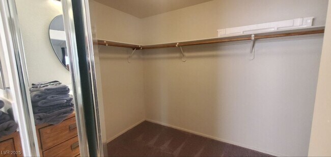 Building Photo - 1729 Mexican Poppy St