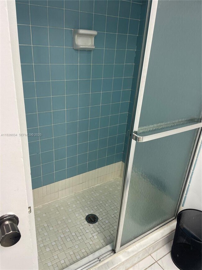 Building Photo - 251 174th St