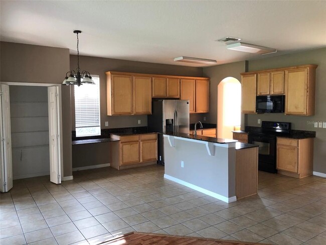 Building Photo - 10515 Coral Key Ave