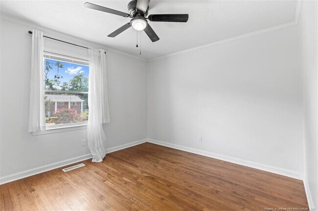 Building Photo - 2710 Fordham Dr