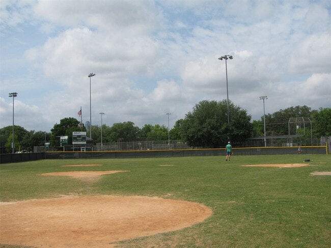 Building Photo - 4008 Tennyson St