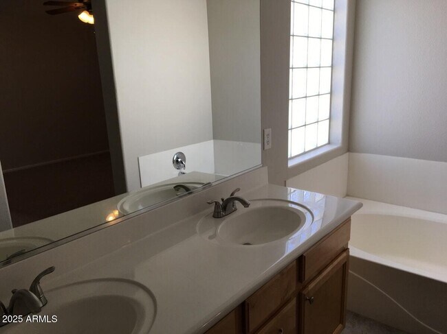 Building Photo - 2503 W White Feather Ln