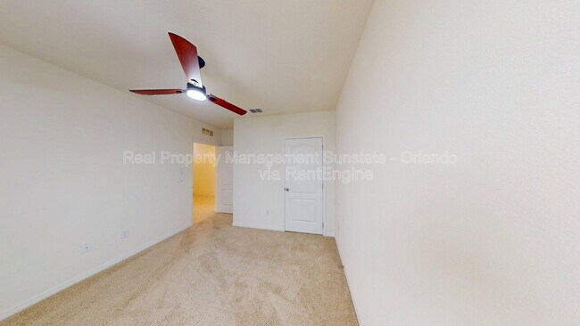 Building Photo - 2116 Silver Brk Wy