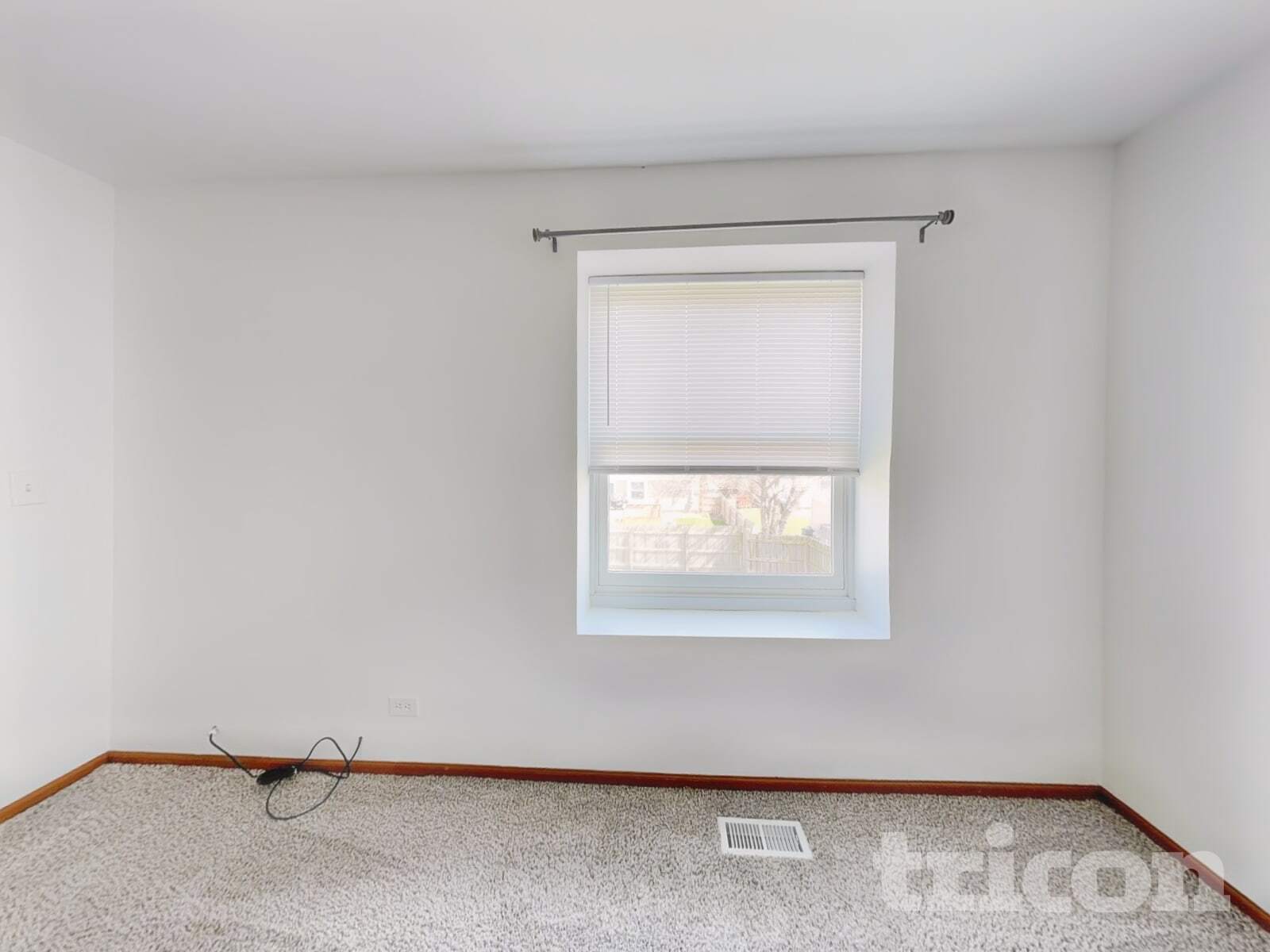 Building Photo - 1419 Farrington Ln