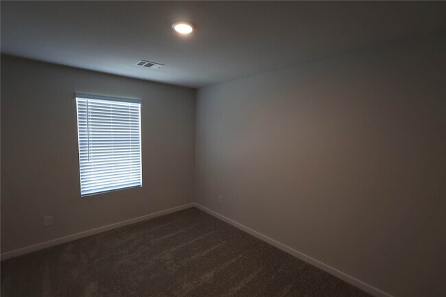 Building Photo - 7851 Bergamot Cir
