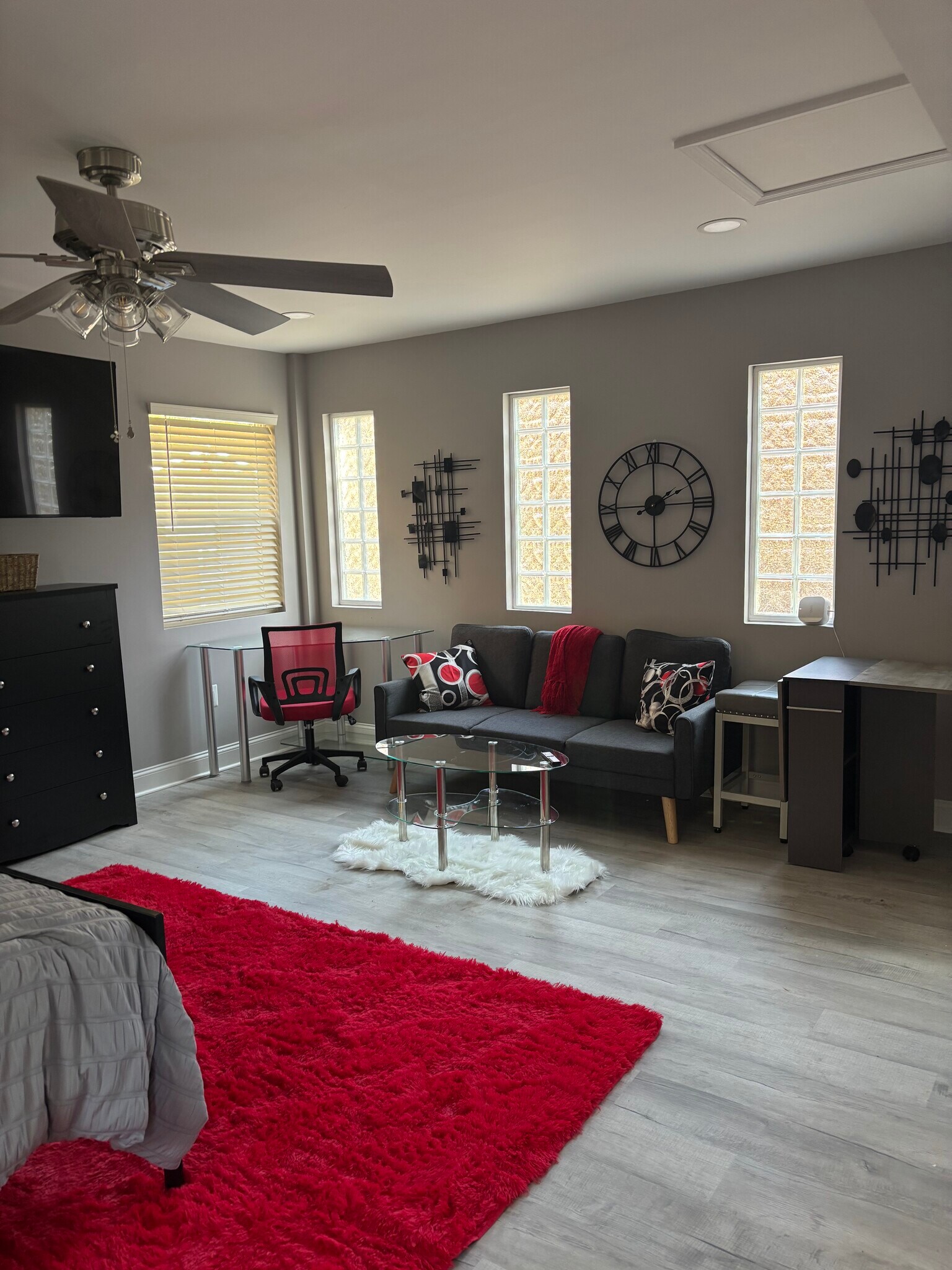 Building Photo - 6245 Cracklingtown Rd