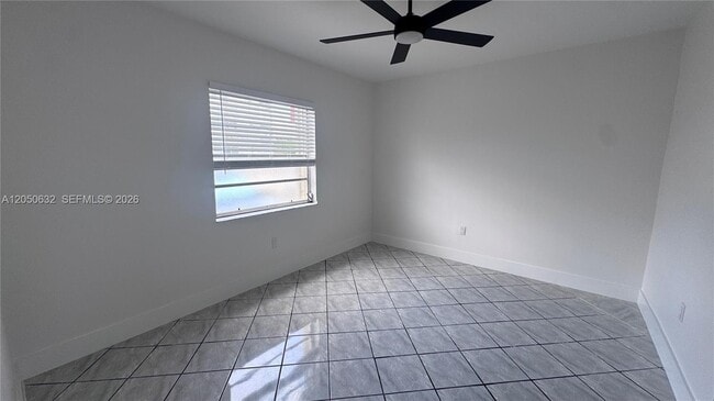 Building Photo - 6090 W Flagler St