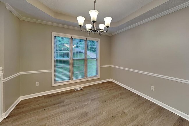 Building Photo - 142 Hartwood Dr
