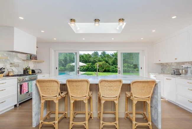 Building Photo - 84 Anns Ln