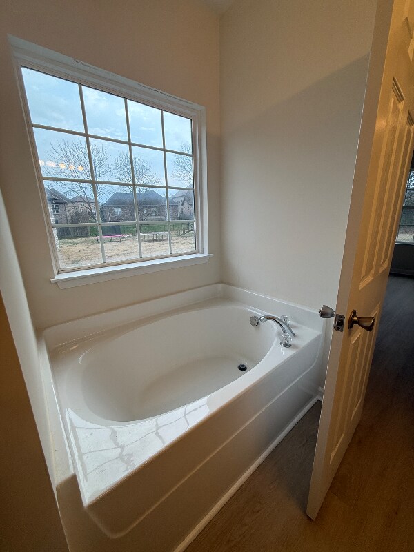 Building Photo - 102 Privett Ct