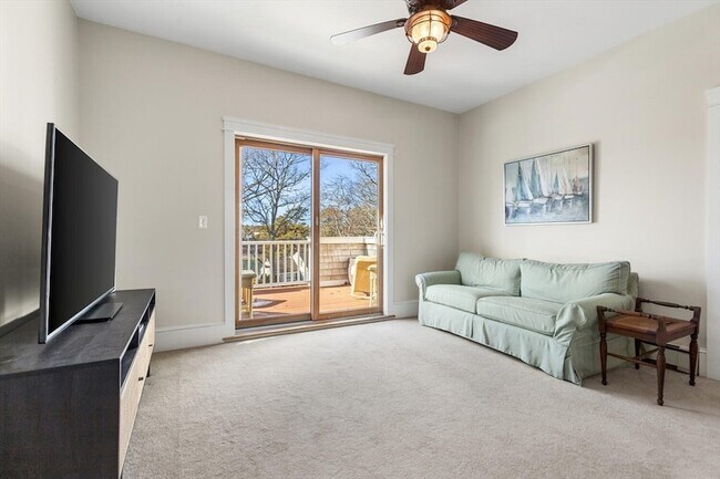 Building Photo - 110 Clamshell Cove Rd