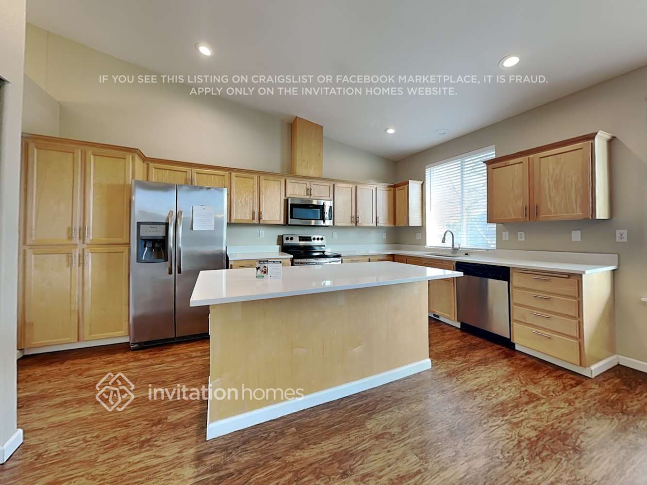 Building Photo - 19917 18th Ave Ct E