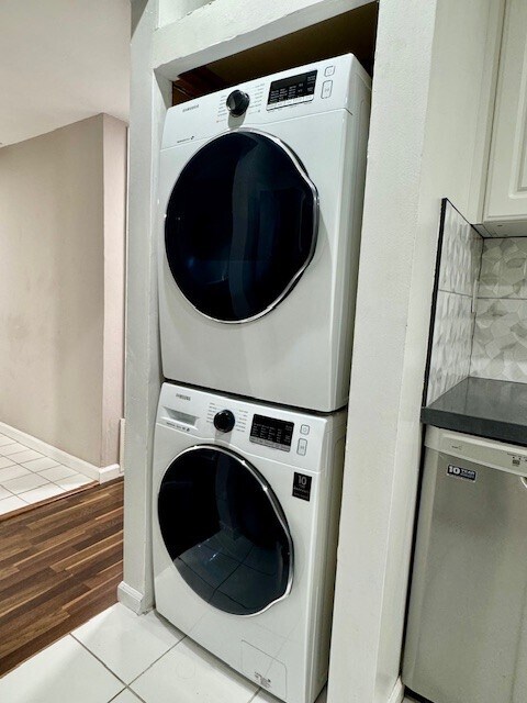 Building Photo - 1530 Sunnyvale Ave