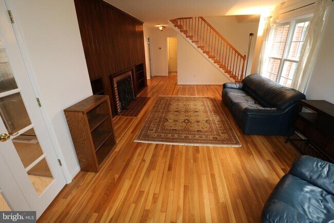 Building Photo - 6113 Dunleer Ct