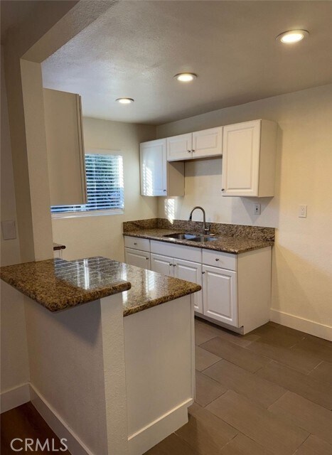 Building Photo - 2255 Cahuilla St