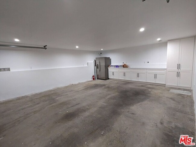 Building Photo - 1917 11th St