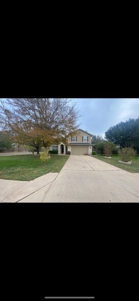 Front side - 325 Jordan Cove