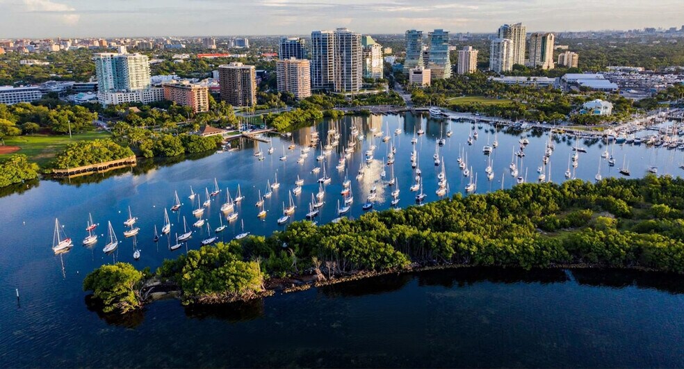 Building Photo - 2889 McFarlane Rd