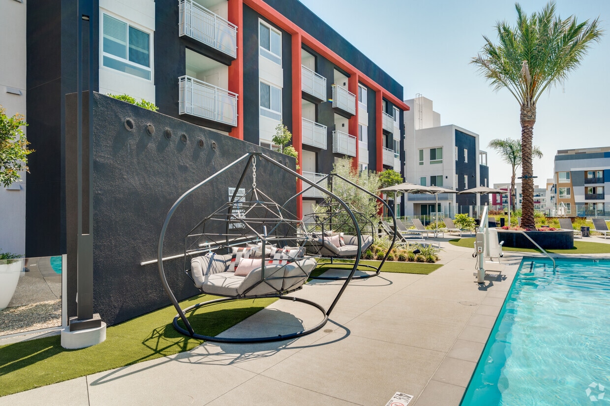 revo anaheim ca apartment finder