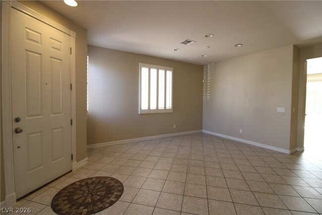 Building Photo - 754 Rise Canyon Dr