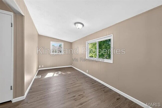 Building Photo - 1236 Bliss Dr