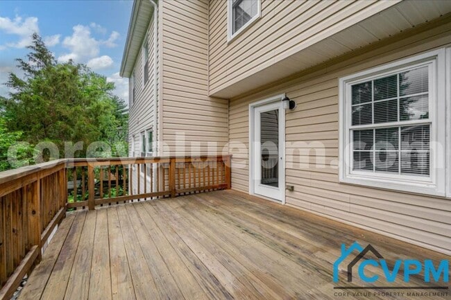 Building Photo - 1617 Mt Airy Ct