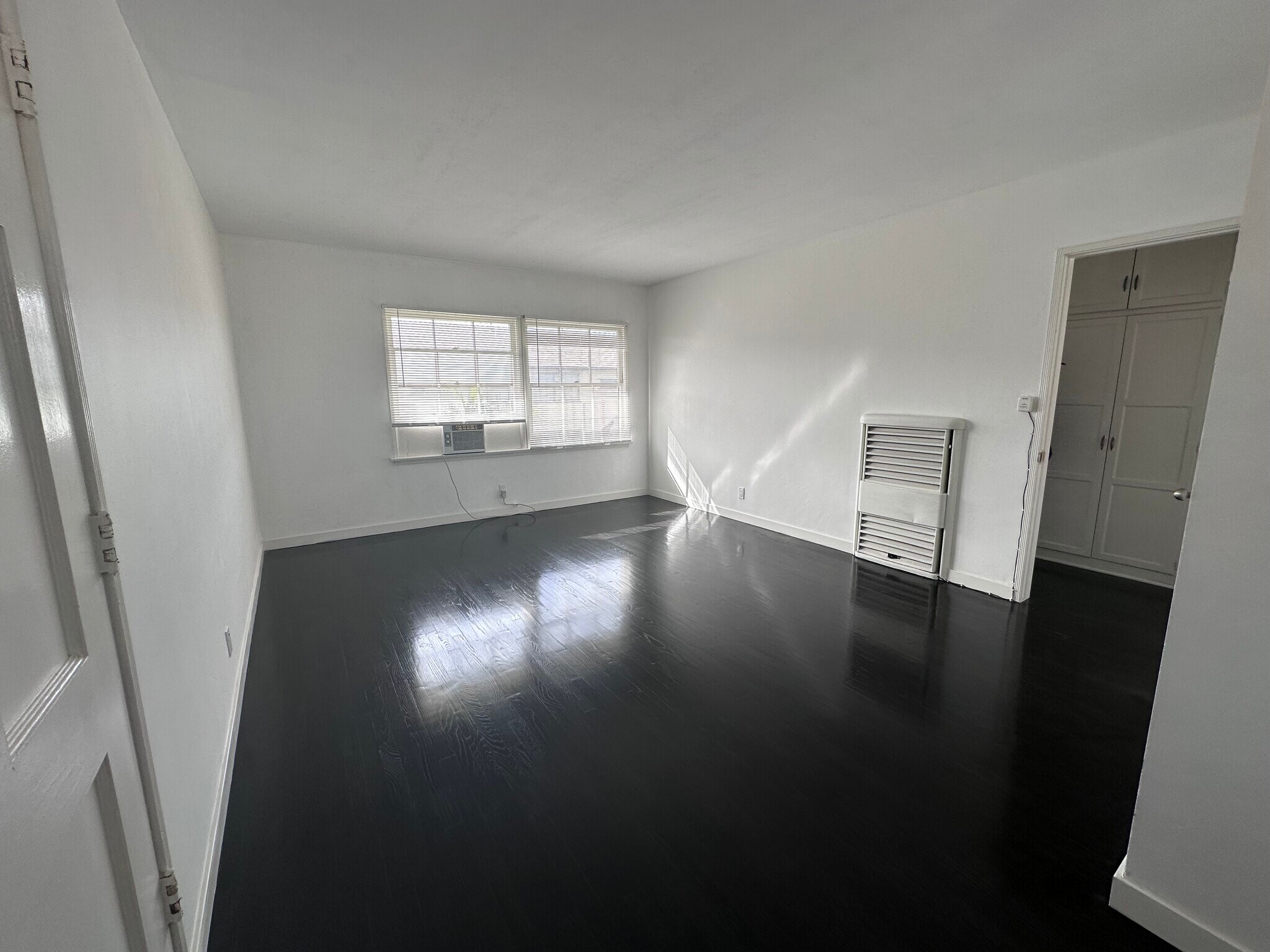 Building Photo - 2100 Delaware Ave