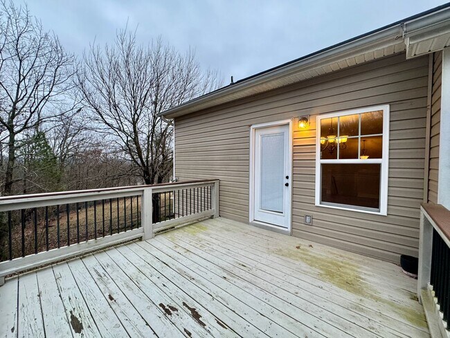 Building Photo - 6477 Olin Ln