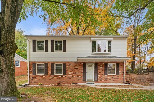 Building Photo - 13719 McGill Dr