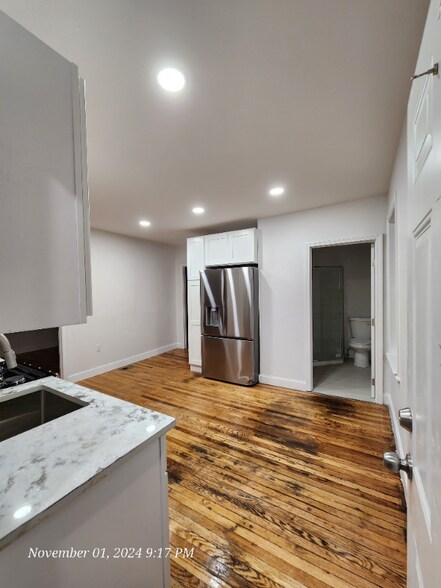 Primary Photo - 70 Tremont St