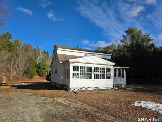 Building Photo - 61 N Shore Rd