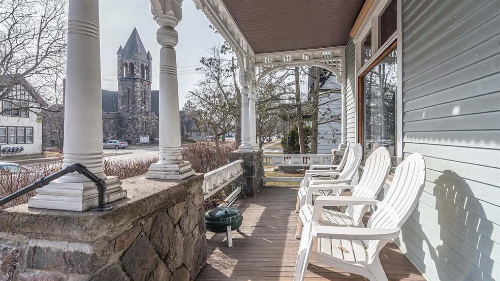 Front Porch - 307 N Adams St