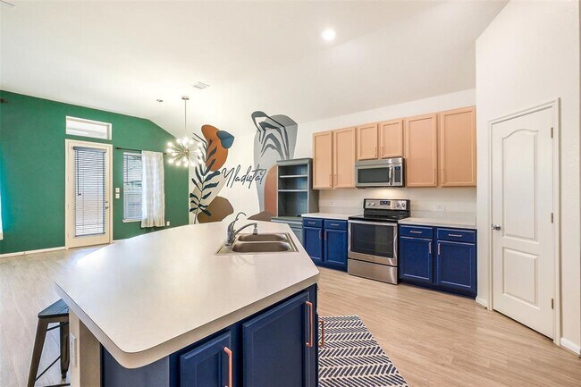 Building Photo - 8123 Cheyenne Hills Trail