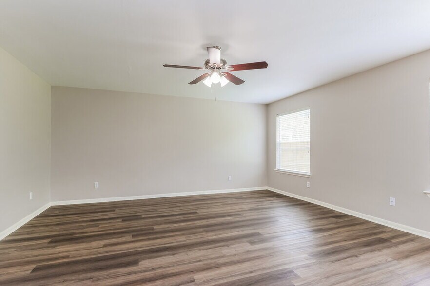 Building Photo - 18419 Atascocita Meadows Dr