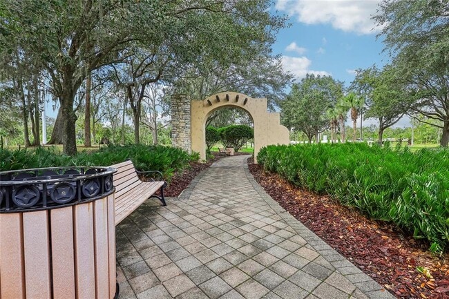 Building Photo - 235 Royal Palm Dr
