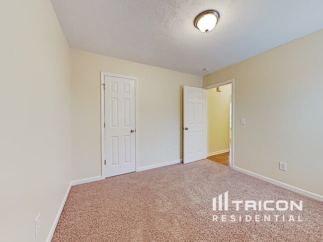 Building Photo - 602 Parrish Wood