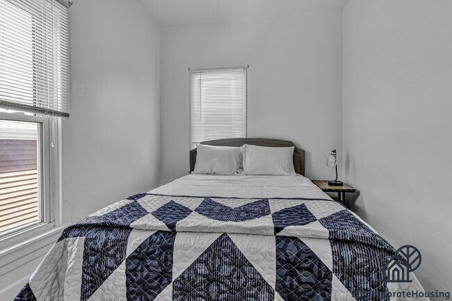 Building Photo - Furnished 2-Bedroom Second-Floor Apartment Near Elmwood Village
