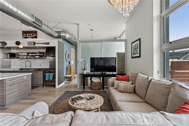 Building Photo - 4080 Glencoe Ave