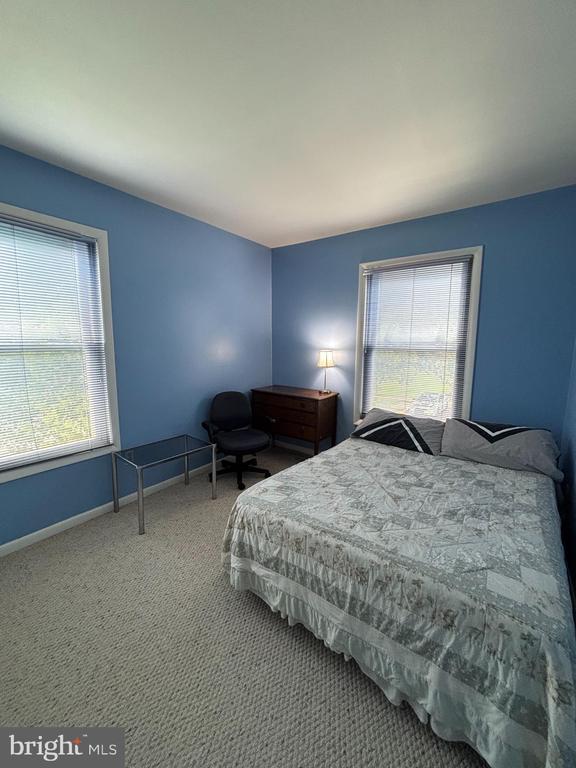 Building Photo - 2100 Mager Dr