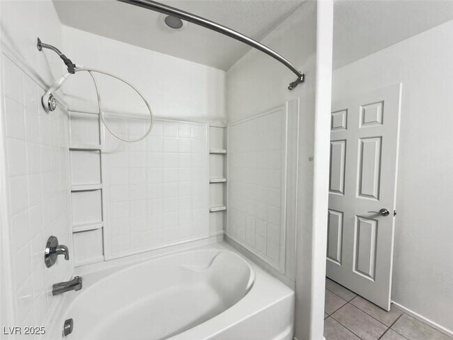 Building Photo - 9133 Palatial Palette Ct