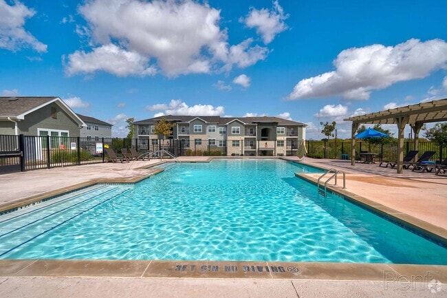 Building Photo - Culebra Creek Apartments
