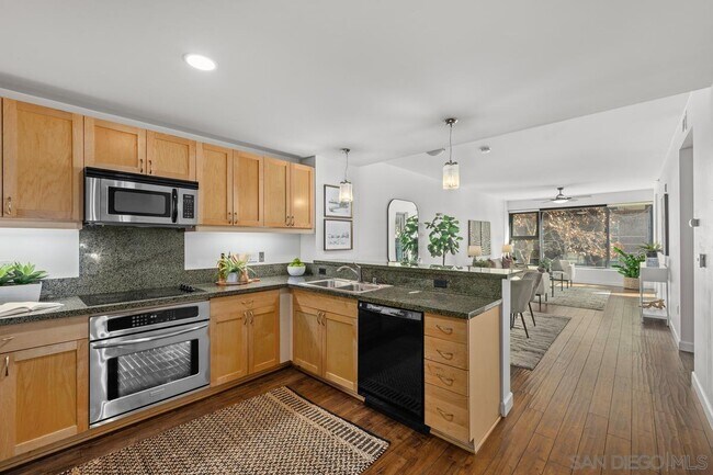 Primary Photo - 1150 J St