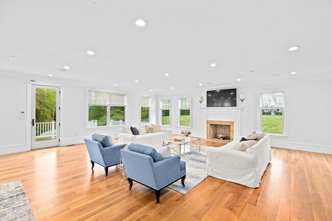 Building Photo - 45 Ocean Ledge Dr