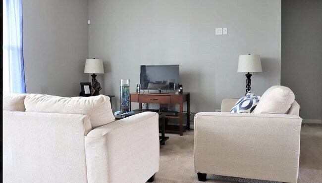 Building Photo - Spacious 4-Bedroom Near Lake Cunningham
