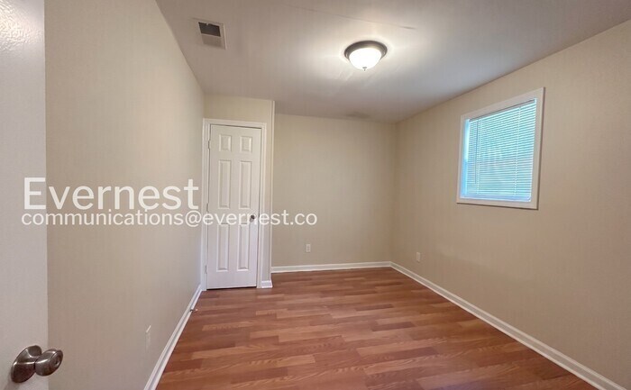 Building Photo - 4116 Old Acton Rd
